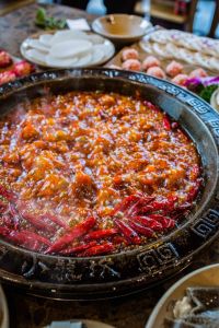 火鍋底料生產(chǎn)廠家，不同火鍋不同的鍋