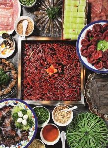 重慶火鍋底料廠，換著花樣涮牛肉