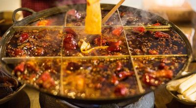  重慶火鍋底料食品廠，很好的配菜，讓你彰顯男人風(fēng)范
