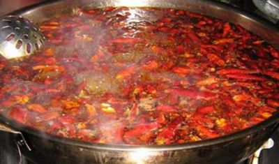 復合調(diào)味料廠家闡述火鍋底料調(diào)味料制作及其使用方法