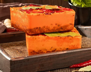 四川火鍋底料魅力何在？揭秘其獨(dú)特風(fēng)味特點(diǎn)