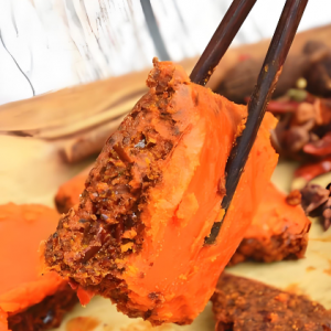 火鍋清油與牛油，風(fēng)味與營(yíng)養(yǎng)究竟有何不同？