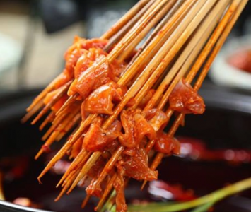 串串香美味背后：專用底料制作工藝復(fù)雜程度探秘？