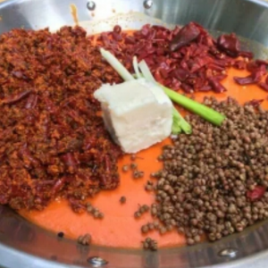 如何尋覓正宗重慶火鍋底料生產(chǎn)廠家？